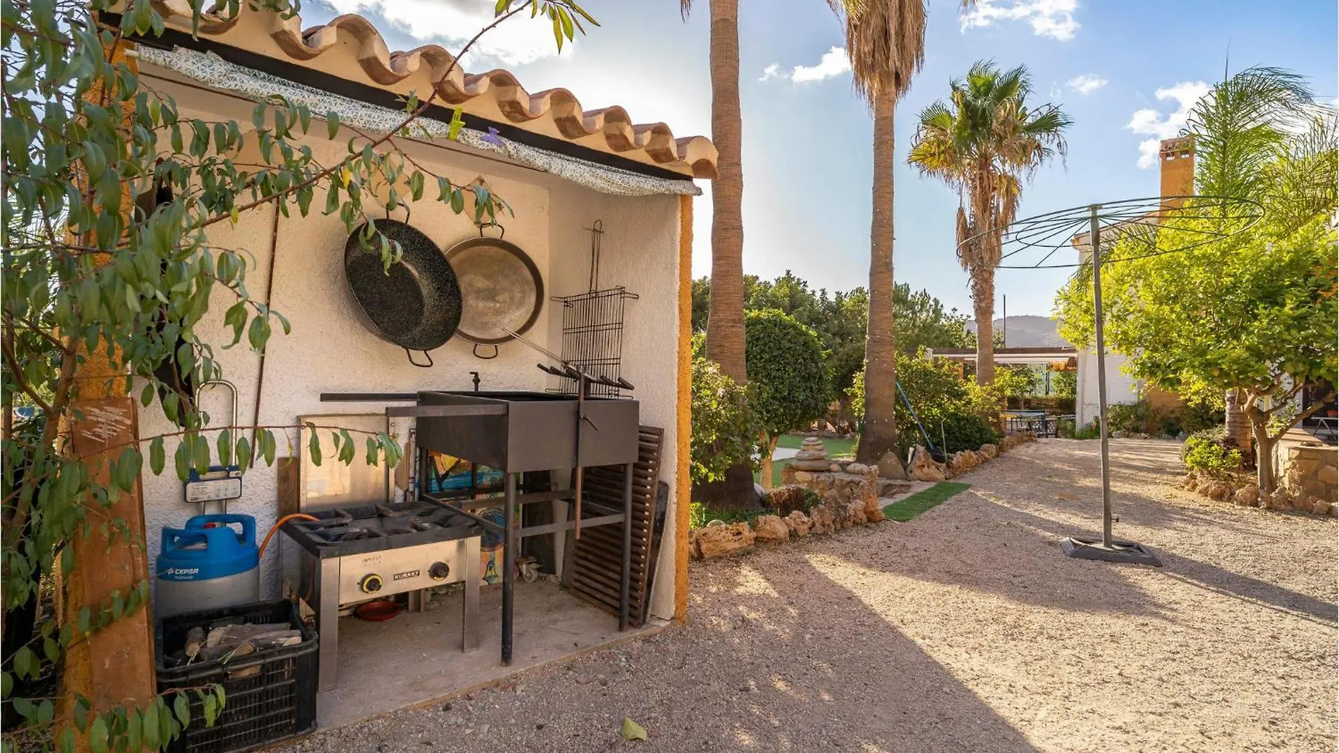 Cozy Home In Periana With Outdoor Swimming Pool